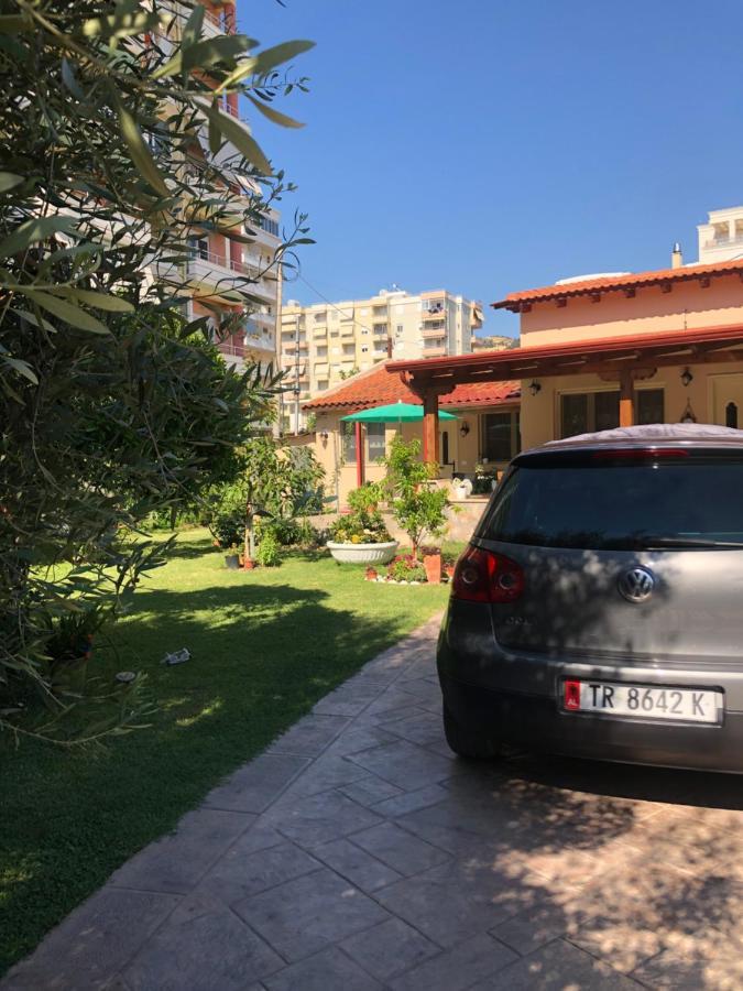Отель Olive House. Влёра Экстерьер фото